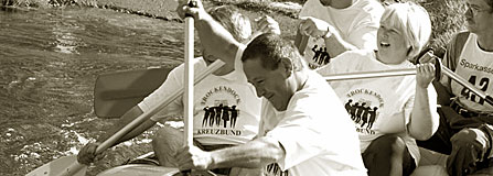 Kooperationspartner (Bild: Viele Ruderer steuern ein Boot)